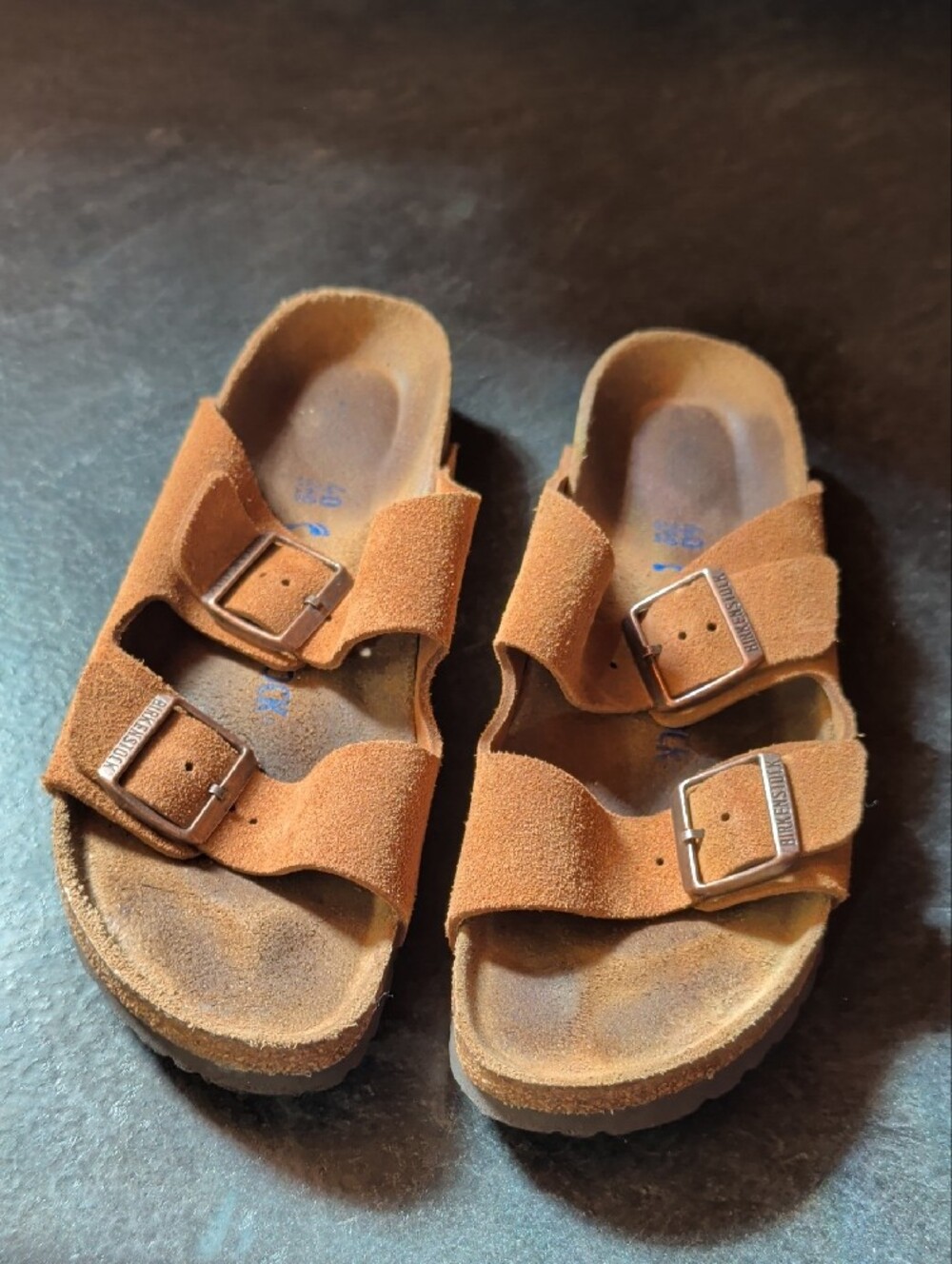 Birkenstock Arizona EU40 Narrow Suede Double Strap Sandals in Brown - Picture 3 of 6